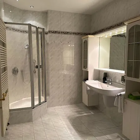 מלון M&m Park ראדבורמוואלד