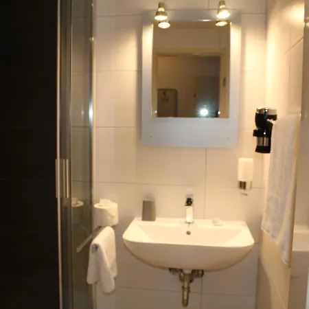 מלון M&m Park ראדבורמוואלד