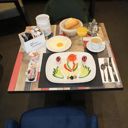 M&m Park Hotel